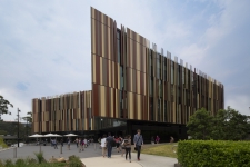 D3000_NSW_MacquarieUni_WEB_01