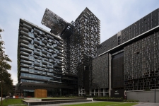 D2015_NSW_OneCentralPark_WEB_04